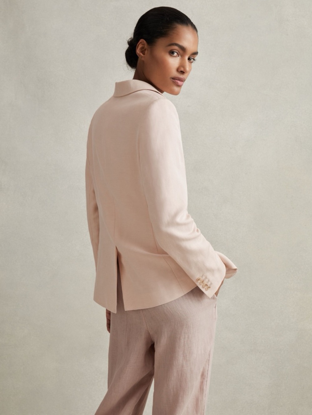 REISS Farrah Single Breasted Suit Blazer with TENCEL™ Fibers in Pink Size 8 - Picture 3 of 8